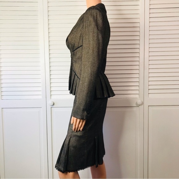 ⛔️SOLD⛔️BEBE Brown Lace Trim Skirt Suit Size 2 - Picture 3 of 9